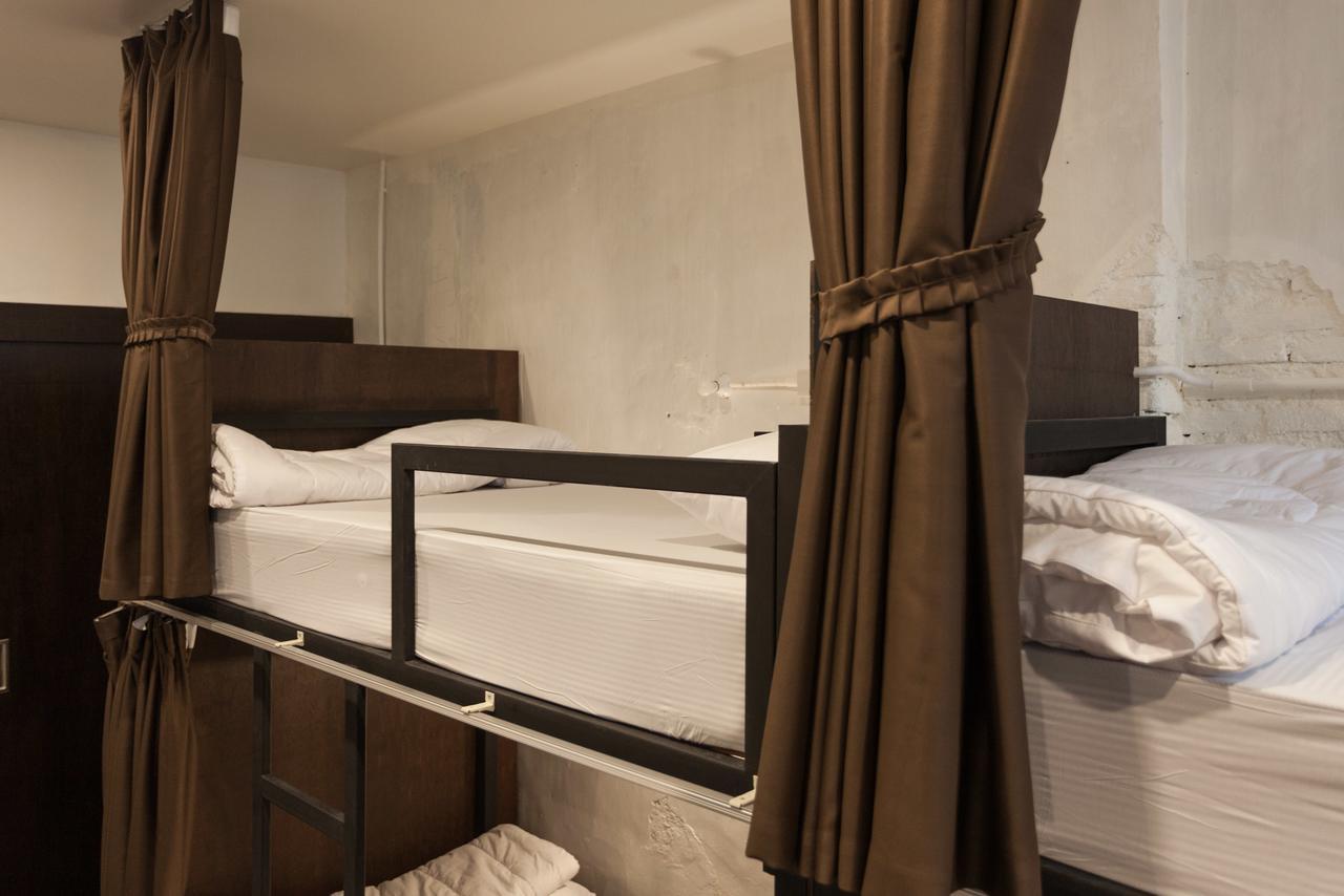 Feel Good Hostel Пхукет Екстер'єр фото