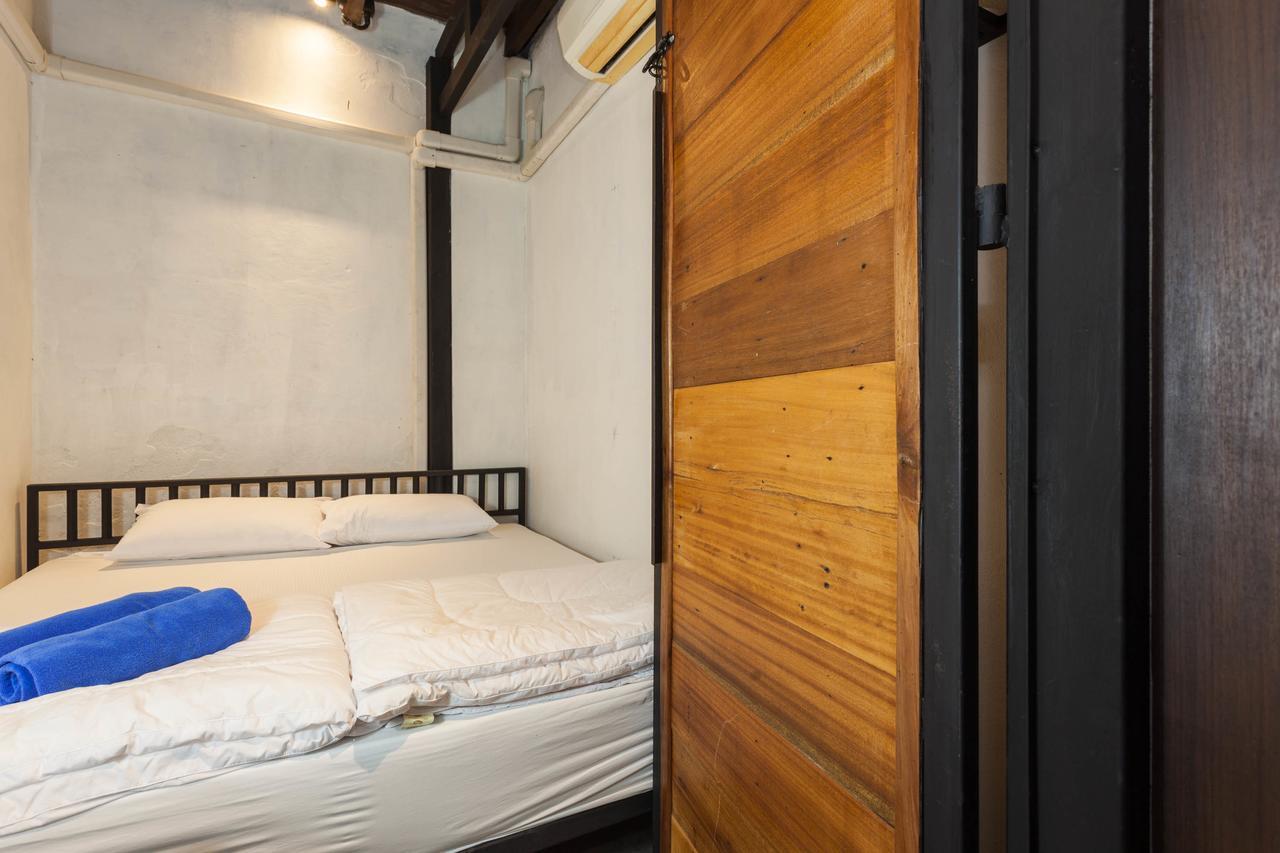 Feel Good Hostel Пхукет Екстер'єр фото